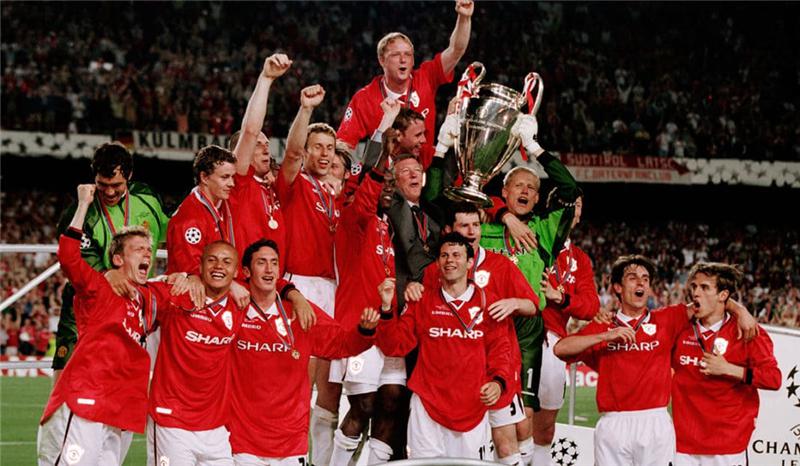 正受到曼联 正受到曼联